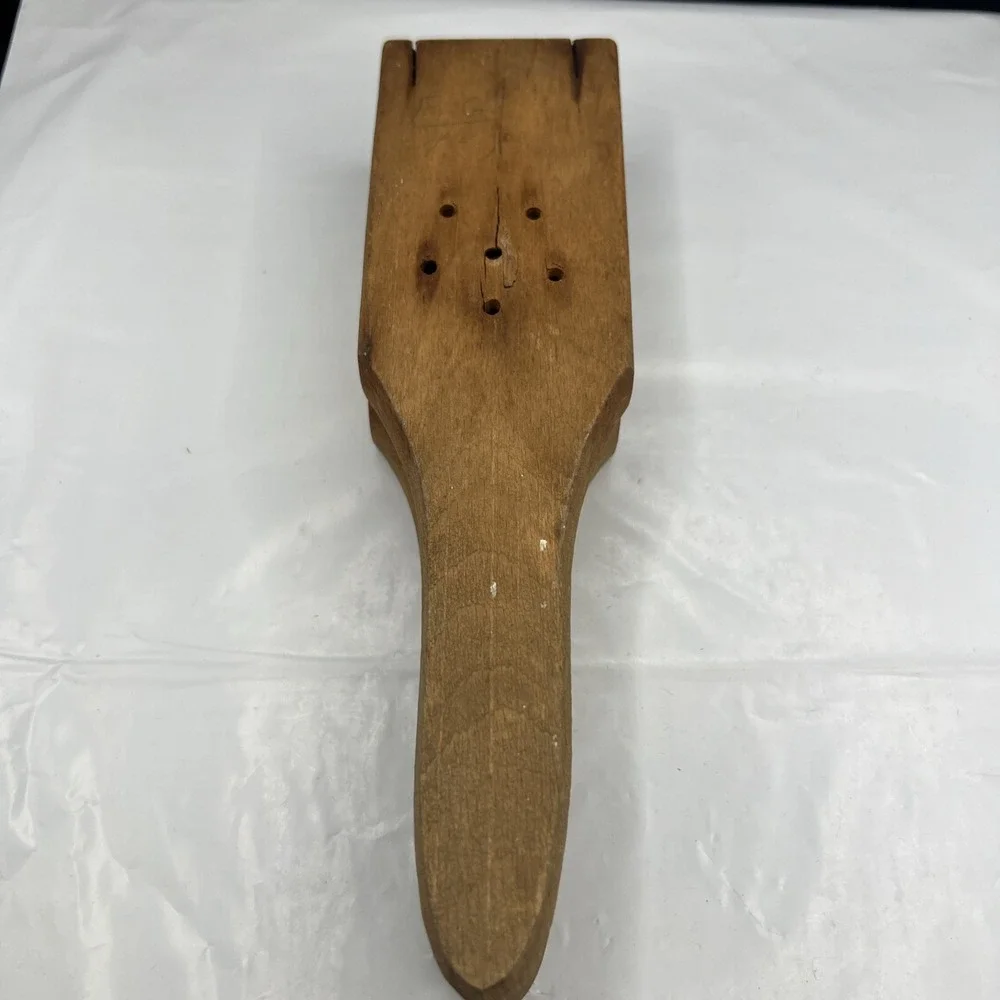Antique T&D Mfg Co Wooden Lemon Squeezer No 797 Citrus Press Primitive Kitchen